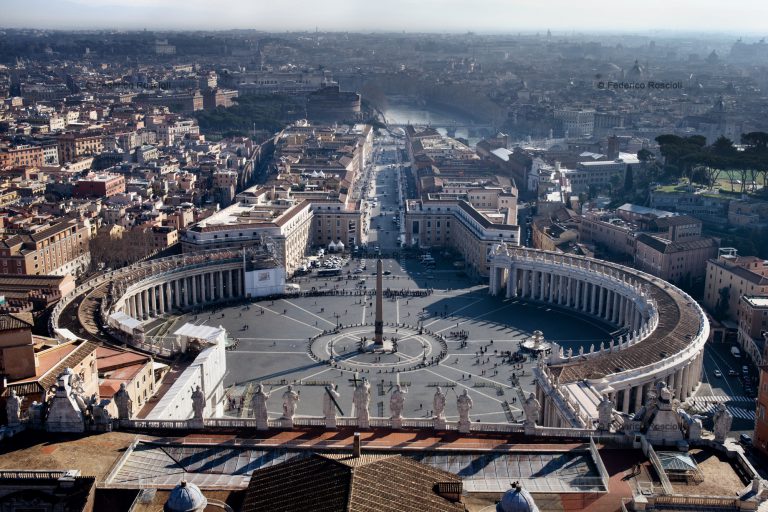 Vatican, Vatican City, February 20, 2013. View from Saint Peter Dome. ### Vaticano, Citt del Vaticano, 20 Febbraio 2013. Vista dalla cupola di San Pietro.